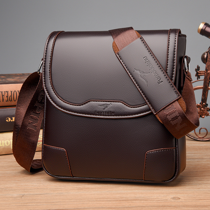 Travel Accessories Luxury Brands - แบรนด์หรูผู้ชายหนังไหล่กระเป๋ากันน้ํากระเป๋าถือกระเป๋าเดินทางCrossbody Cross Body Messengerกระเป๋าสําหรับชาย
